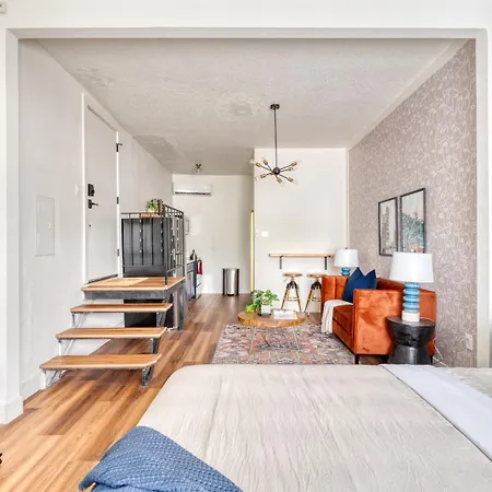 Stay Portland - Bright Brooklyn Studio